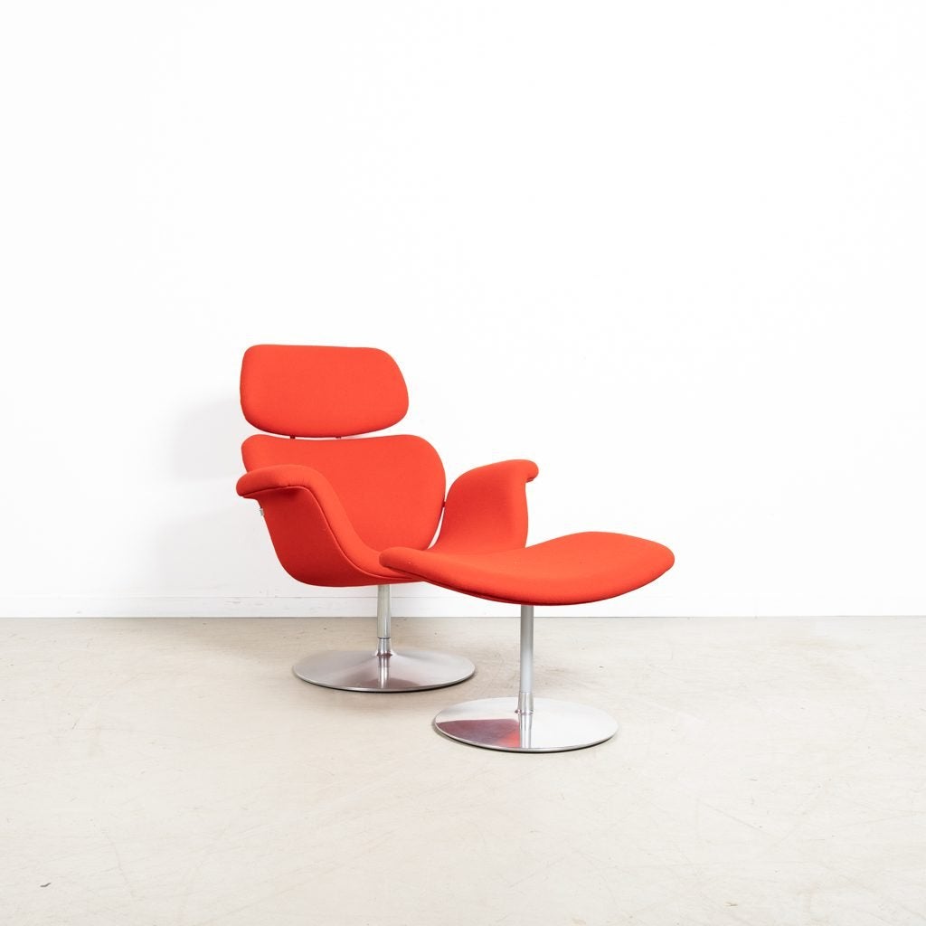 Artifort Big Tulip Fauteuil Rood Stof + Hocker, Huis en Inrichting, Niet ingevuld, Zo goed als nieuw, Niet ingevuld, Niet ingevuld