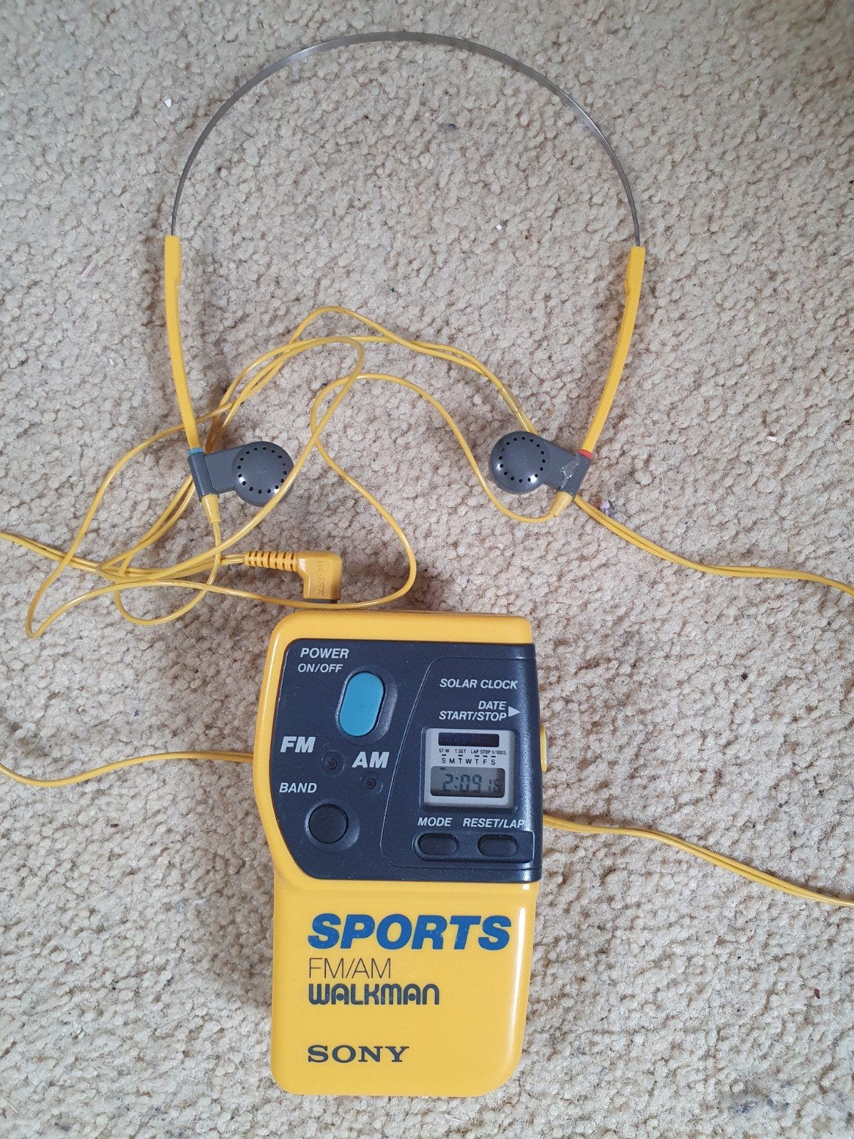 Sony Sports FM/AM Walkman met originele koptelefoon, Ophalen of Verzenden, Walkman