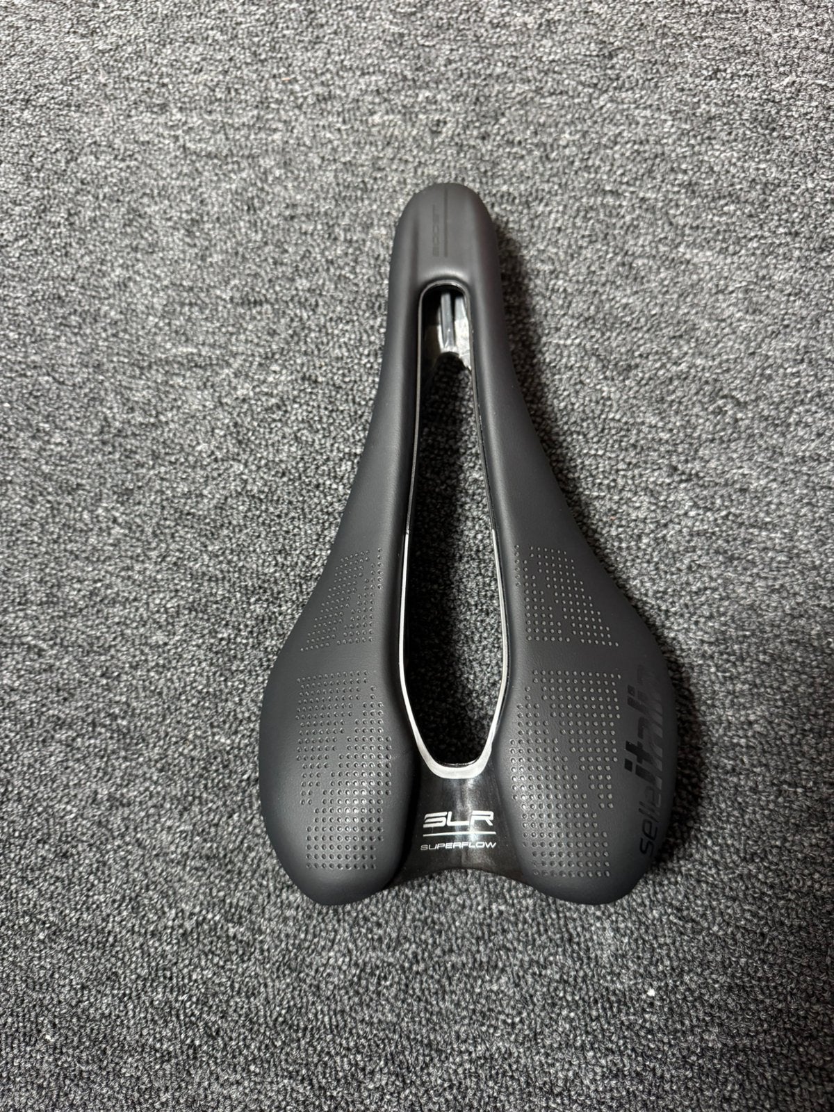 Racefiets zadel Selle Italia SLR Superflow boost 130, Fietsen en Brommers, Ophalen, Nieuw, Zadel, Racefiets