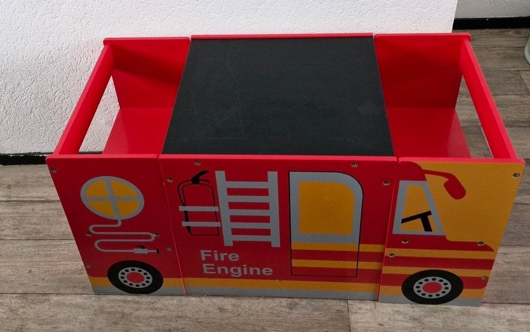 Brandweerauto Tafel met 2 Bankjes - Krijtbord Tafelblad, Ophalen, Gebruikt