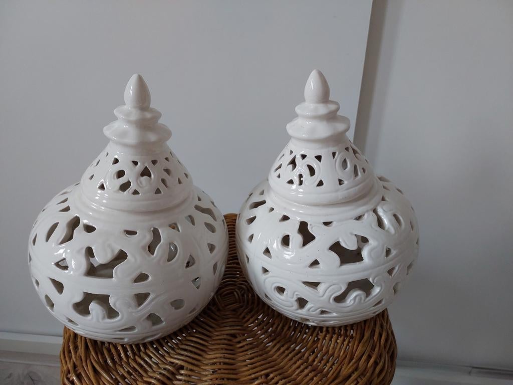2 grote witte nostalgische vintage potten vazen voor kaarsen, Ophalen, Overige materialen, Wit, Zo goed als nieuw