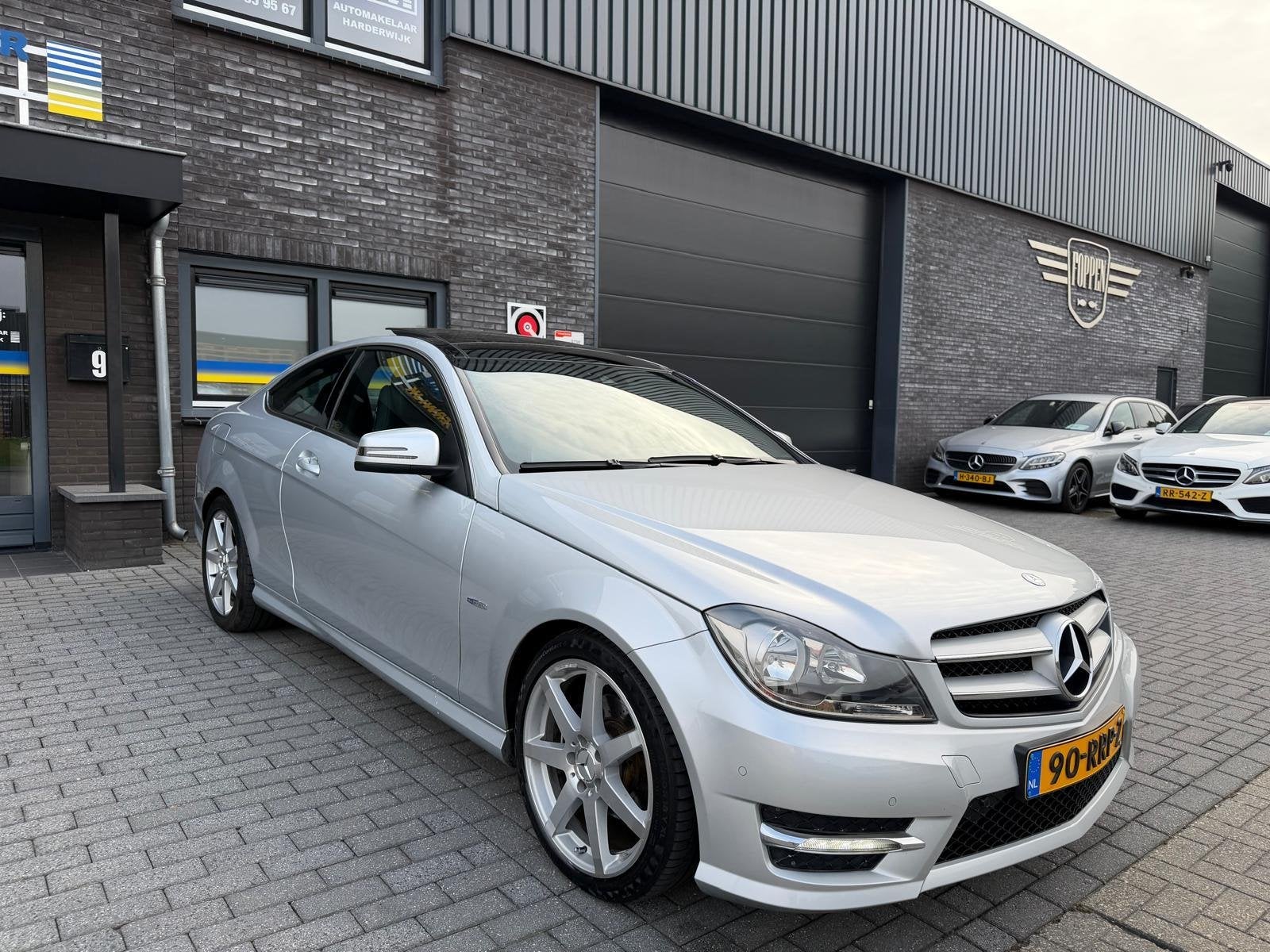 Mercedes-Benz C-klasse Coupé 180 | 1E EIGENAAR | 3/6/12MND, Auto's, Automaat, Achterwielaandrijving, Zwart, 4 stoelen