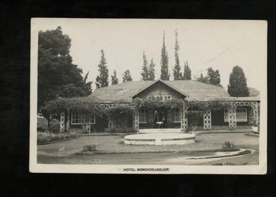 Ned. Indië  1920 sharp photo TEGAL (31-32), Ophalen, Voor 1920, Buiten Europa