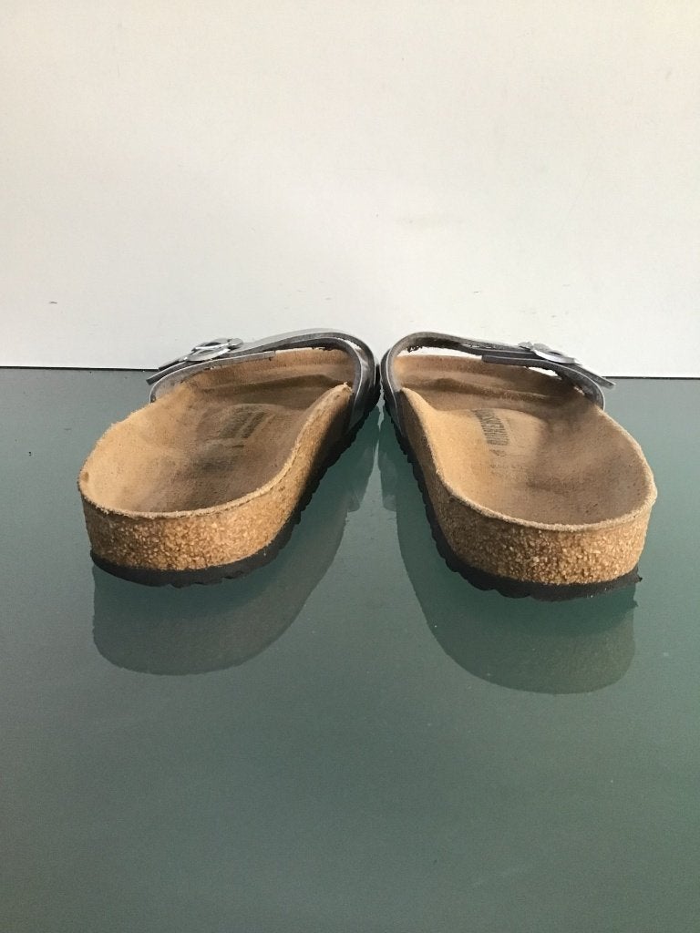 Birkenstock zilveren slippers 41 | Gratis verzenden, Slippers, Overige kleuren, Verzenden, Zo goed als nieuw
