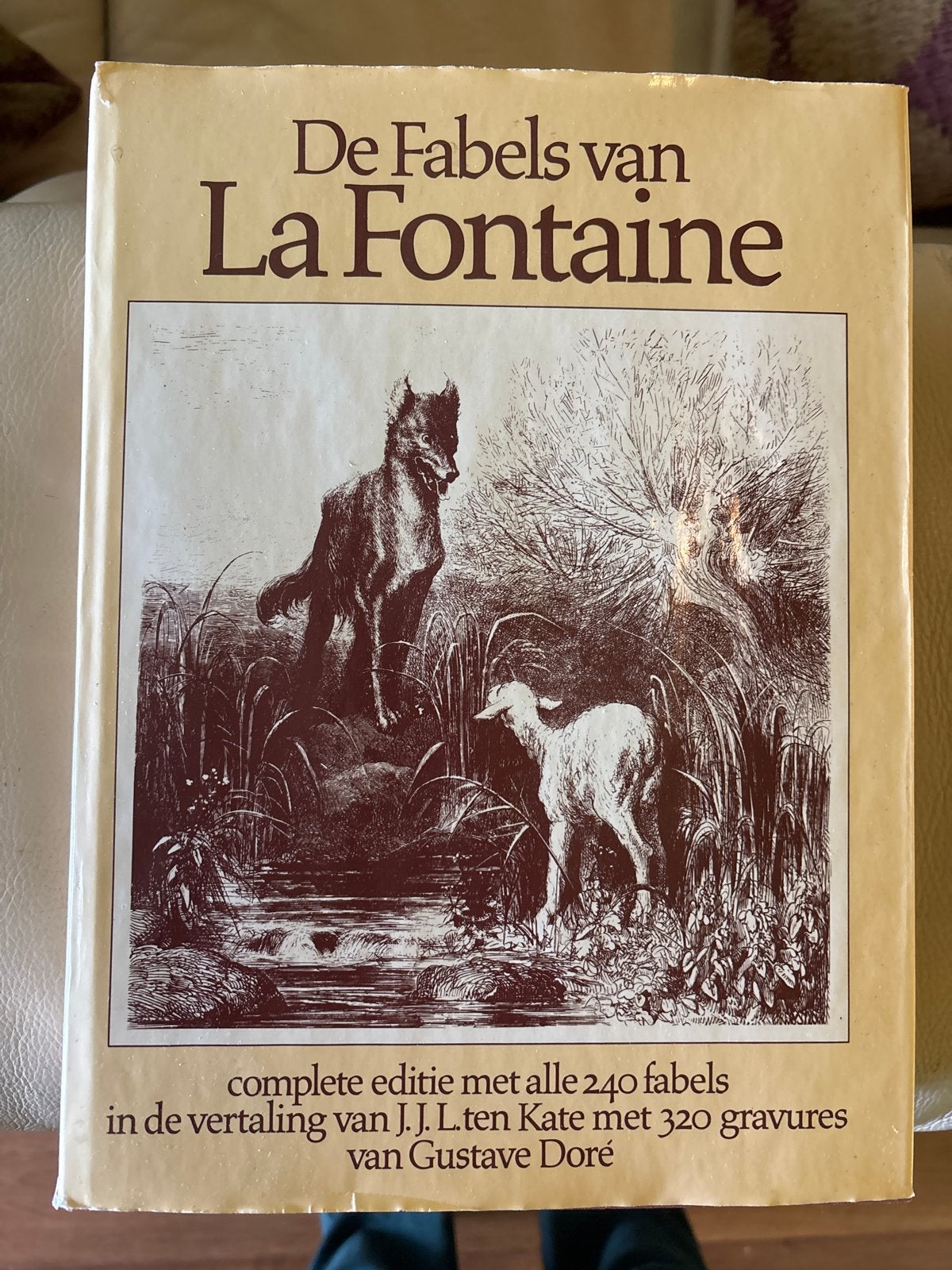 De Fabels van La Fontaine - Complete editie met 320 gravures, Boeken, Ophalen of Verzenden, Zo goed als nieuw