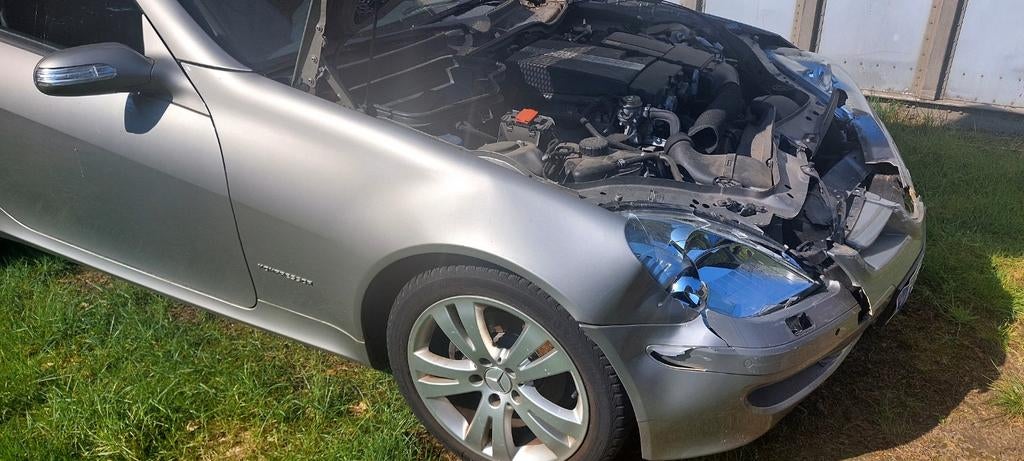 Slk 2.0 ltr compressor voor rijdbare schade 103000 km, Ophalen of Verzenden, Nieuw
