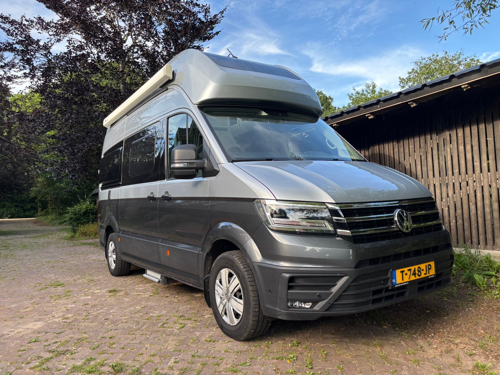 Camper Grand California Mooie kleur Fijne auto, Caravans en Kamperen, Campers, Automaat, Chemisch toilet, Volkswagen, Reservewiel