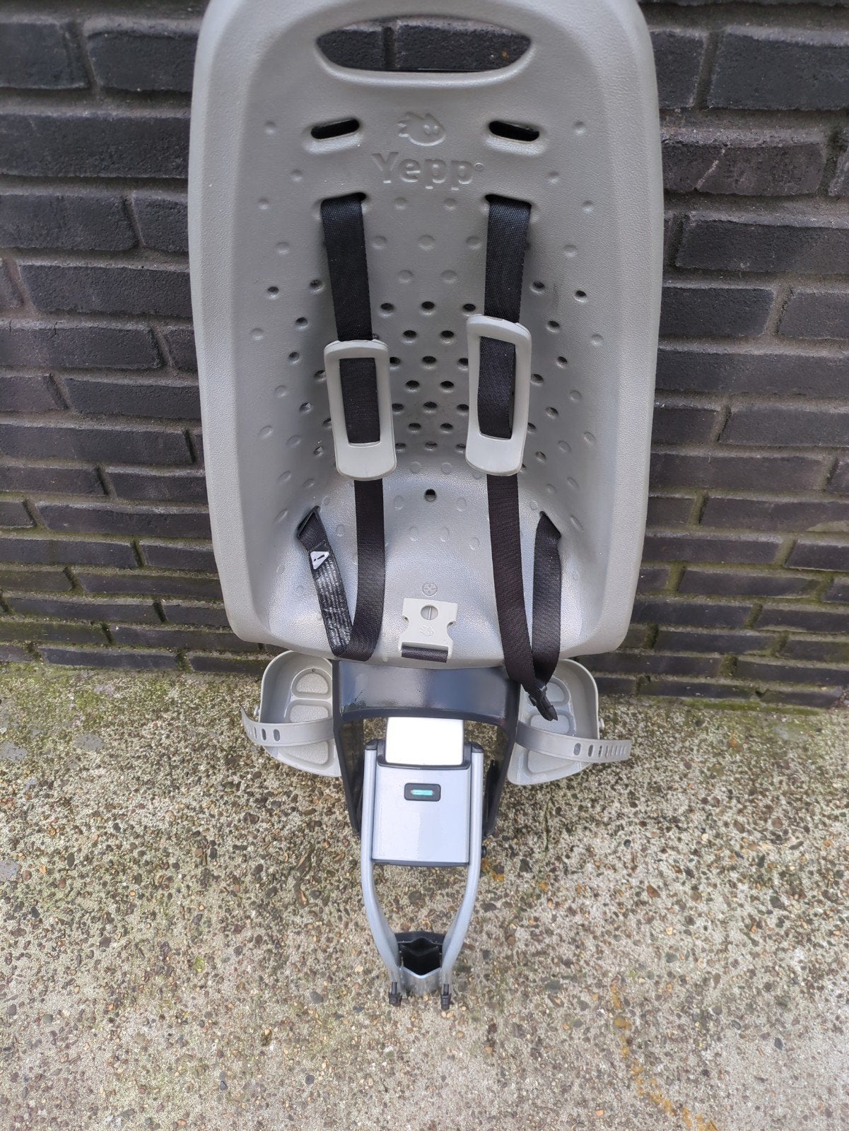 Yepp Achterzitje Fietsstoeltje - Grijs, Achterzitje, Yepp, Ophalen of Verzenden, 9 t/m 36 kg