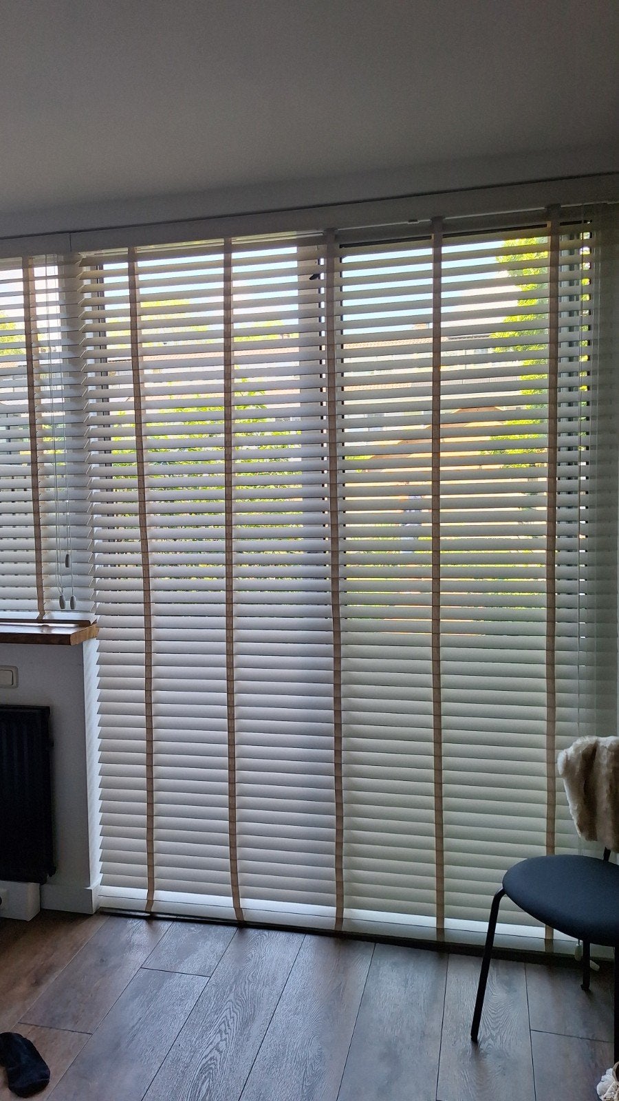 Houten jaloezieën crème 172x233 en 233x133, Ophalen, Jaloezie, Gebruikt, Ladderband