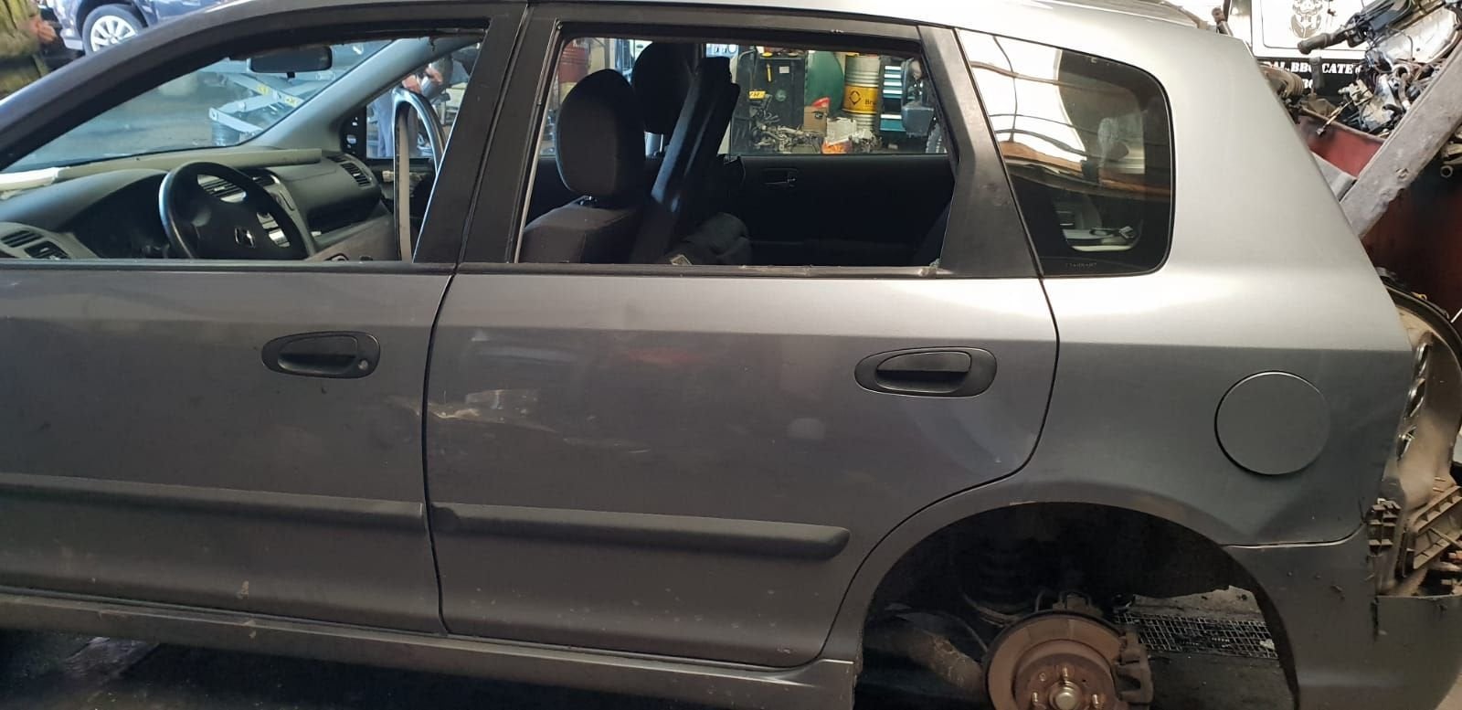HONDA CIVIC HB PORTIER LA  BJ 2004, Auto-onderdelen, Carrosserie en Plaatwerk, Gebruikt, -, Deur, -