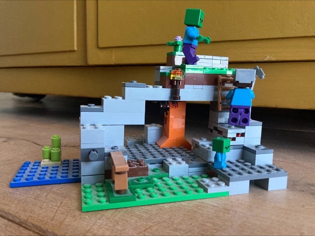 LEGO Minecraft 21141 The Zombie Cave, Minecraft, Lego, Ophalen of Verzenden, Zo goed als nieuw