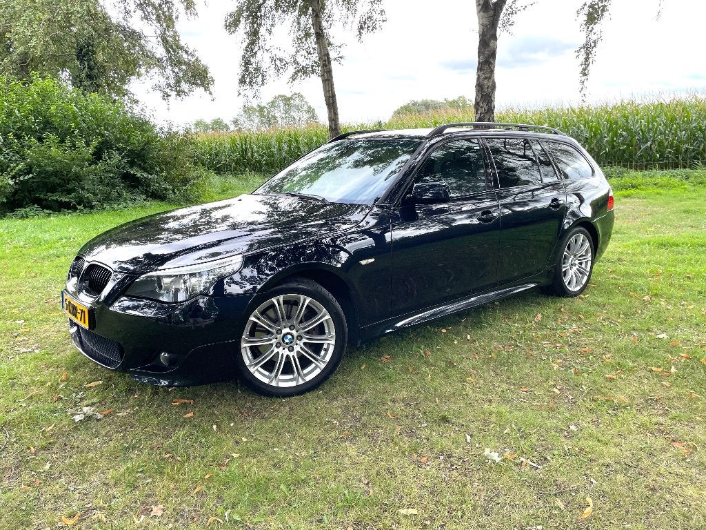BMW 5-Serie 530i M SPORT 2008 High Executive, Auto's, Achterwielaandrijving, Zwart, 2000 kg, Blauw