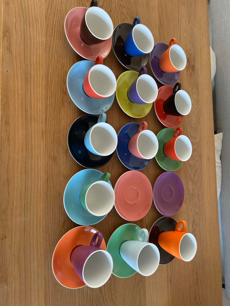 Walküre Germany servies set, koffiekopjes met schotels, Huis en Inrichting, Keramiek, Ophalen of Verzenden, Zo goed als nieuw