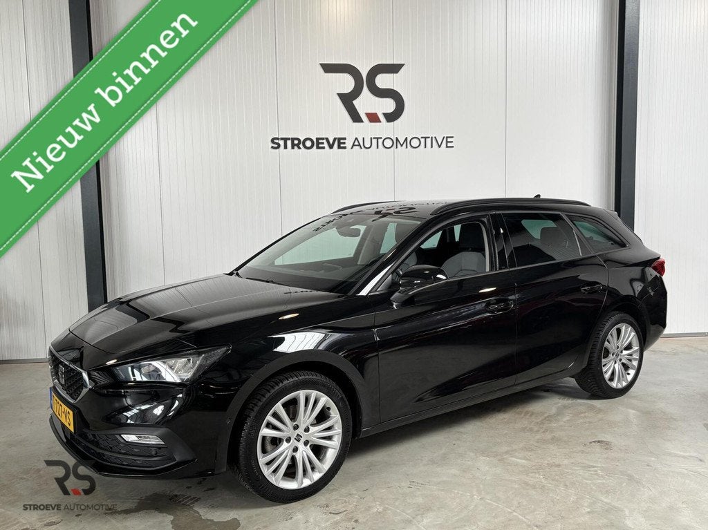 Seat Leon ST DSG Style Buss Intense | Navi | Virtual | ACC |, Stof, Leon, Origineel Nederlands, 690 kg