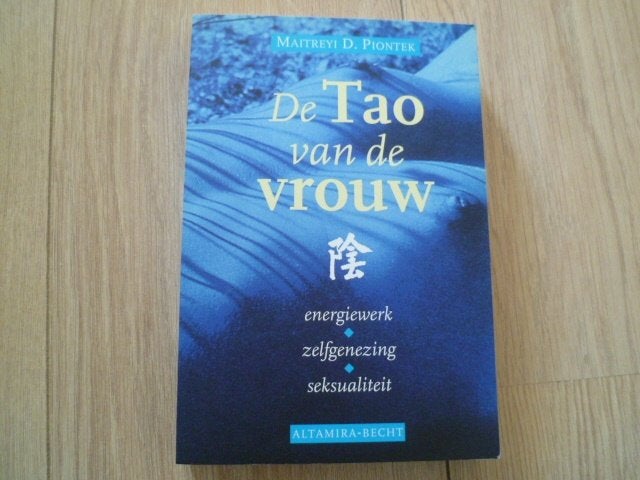Maitreyi Piontek De tao van de vrouw, Verzenden, Zo goed als nieuw, Tarot of Kaarten leggen, Overige typen