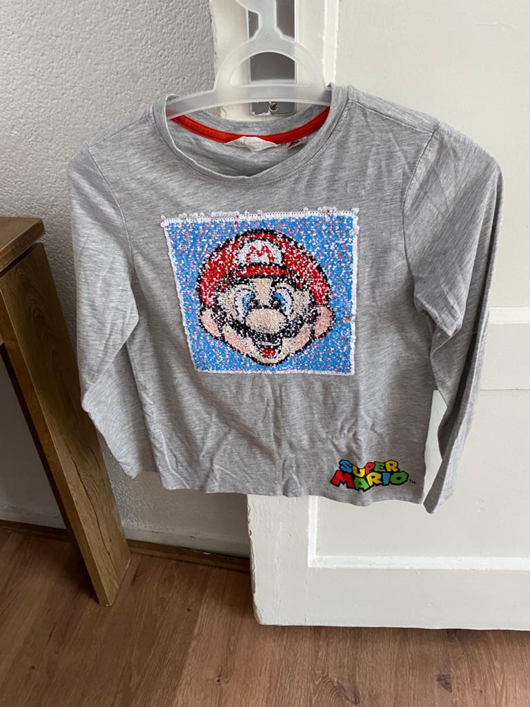 Mario t-shirt maat 134/140 Schoenen 34 ( brief geld alleen ), Ophalen of Verzenden, Zo goed als nieuw, Jongen, Shirt of Longsleeve