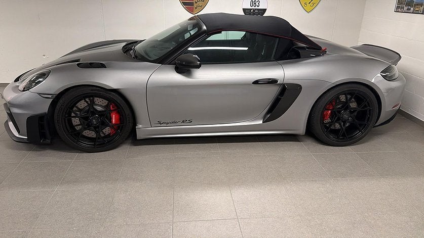 Porsche 718 Spyder RS - 500 pk - slechts 700 km, Ophalen