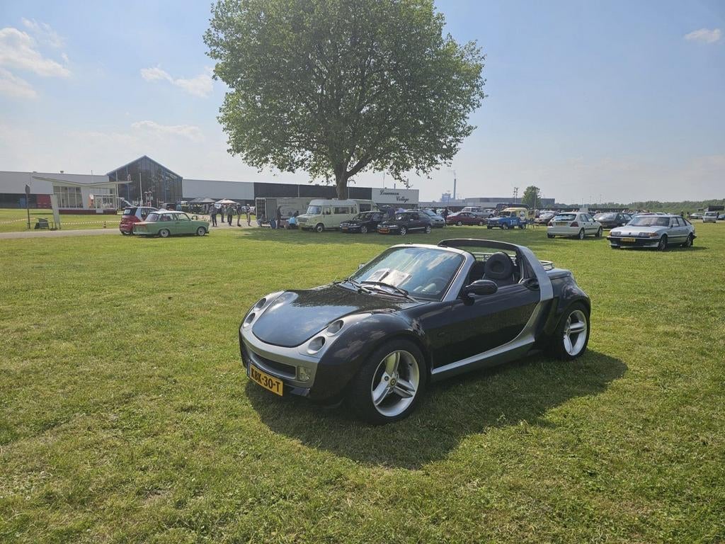 Smart roadster top staat! 70dkm! in prijs verlaagd !, Auto's, Smart, Automaat, Achterwielaandrijving, Zwart, Zwart