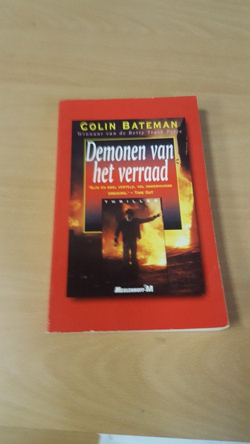 boeken thrillers 10 stuks, Ophalen of Verzenden