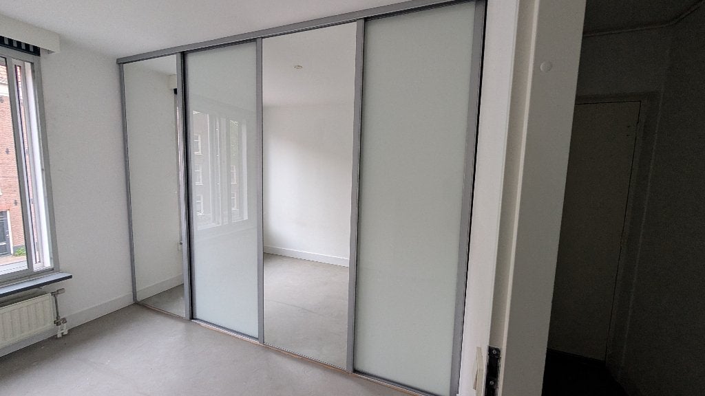 Ikea Pax kast met schuifdeuren (spiegelglas èn melkglas), Met deur(en), 200 cm of meer, Ophalen of Verzenden, 200 cm of meer