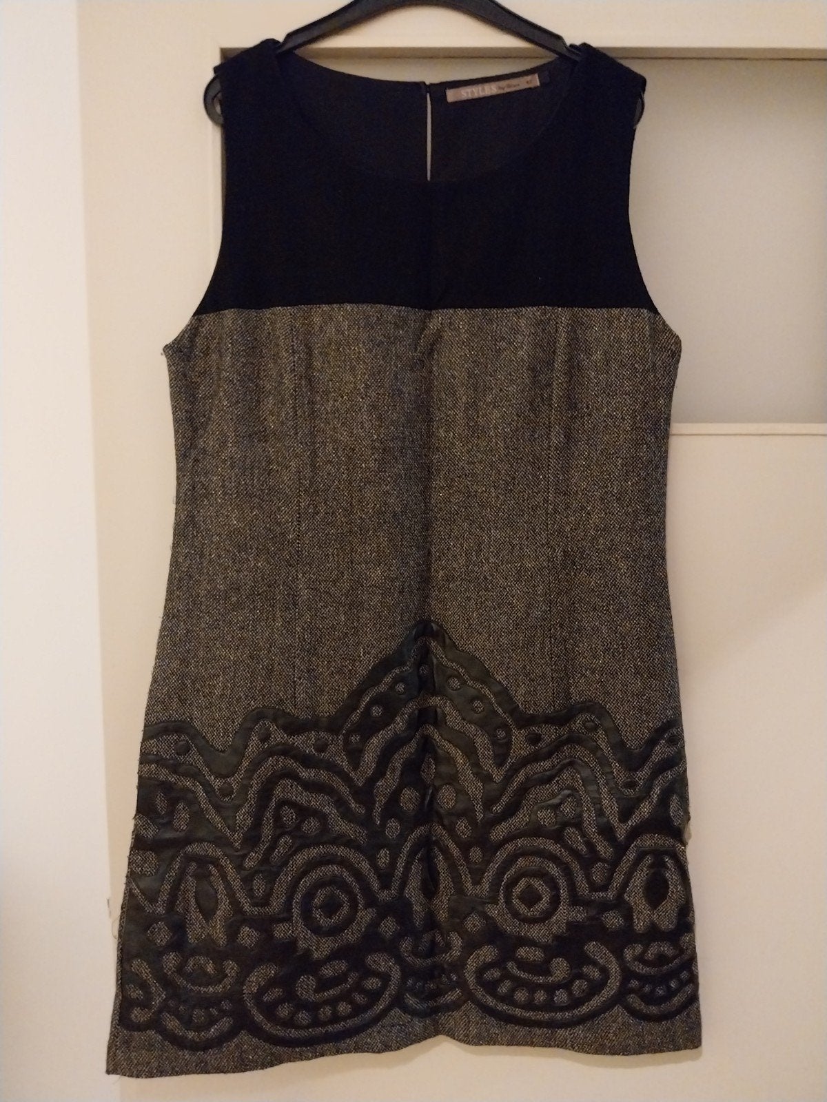 PRACHTIGE JURK VAN STEPS, Kleding | Dames, Ophalen of Verzenden, Zo goed als nieuw, Maat 42/44 (L), Onder de knie