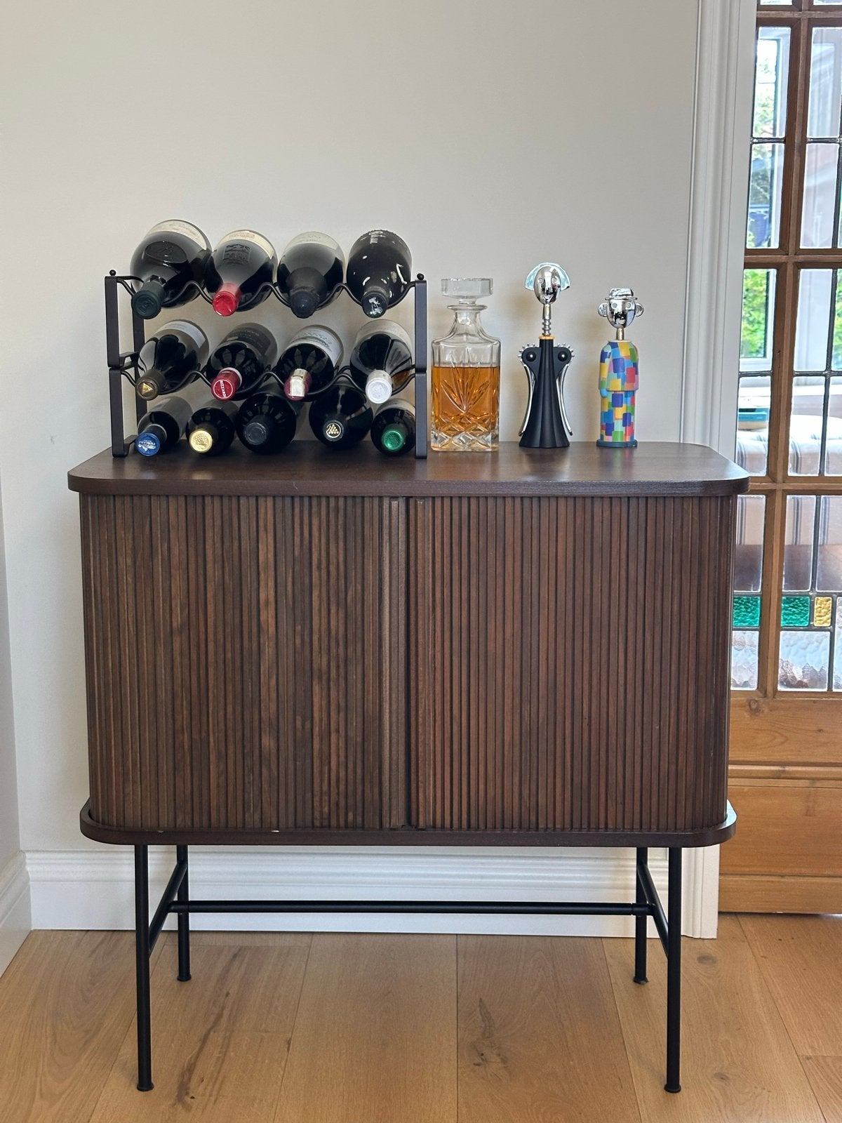 Stijlvol houten dressoir / drankkast met lattenfronten, Ophalen, 50 tot 100 cm, Zo goed als nieuw, 25 tot 50 cm