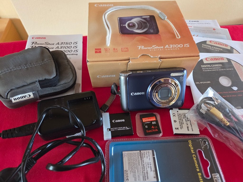 Complete Canon PowerShot A3100 IS Camera (12.1 MP), Audio, Tv en Foto, Accu, Canon, 12 megapixels, Ophalen of Verzenden