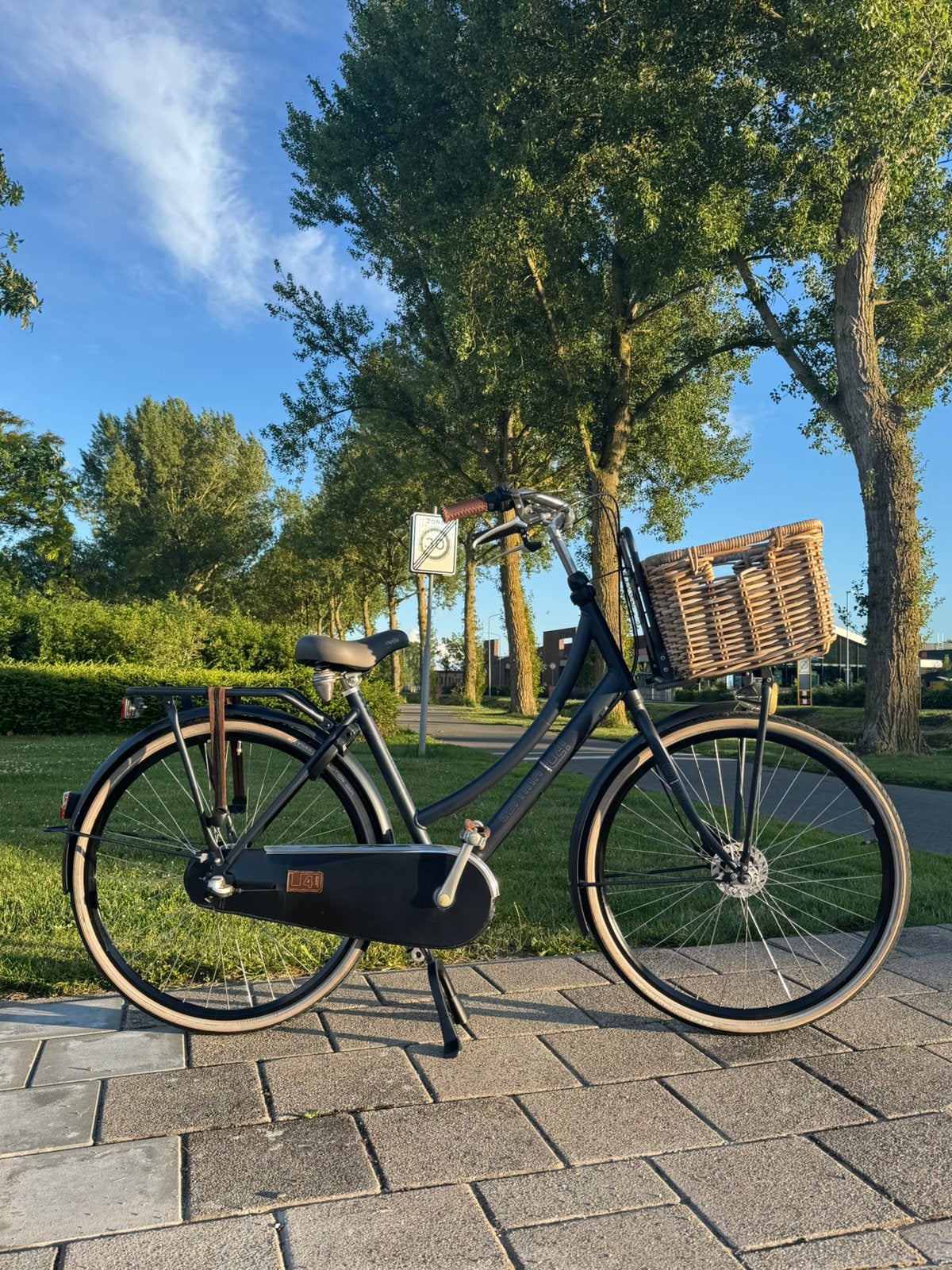 Cortina U4 - 28 inch meisjesfiets, Fietsen en Brommers, Fietsen | Meisjes, Zo goed als nieuw, 26 inch of meer, Handrem, Versnellingen