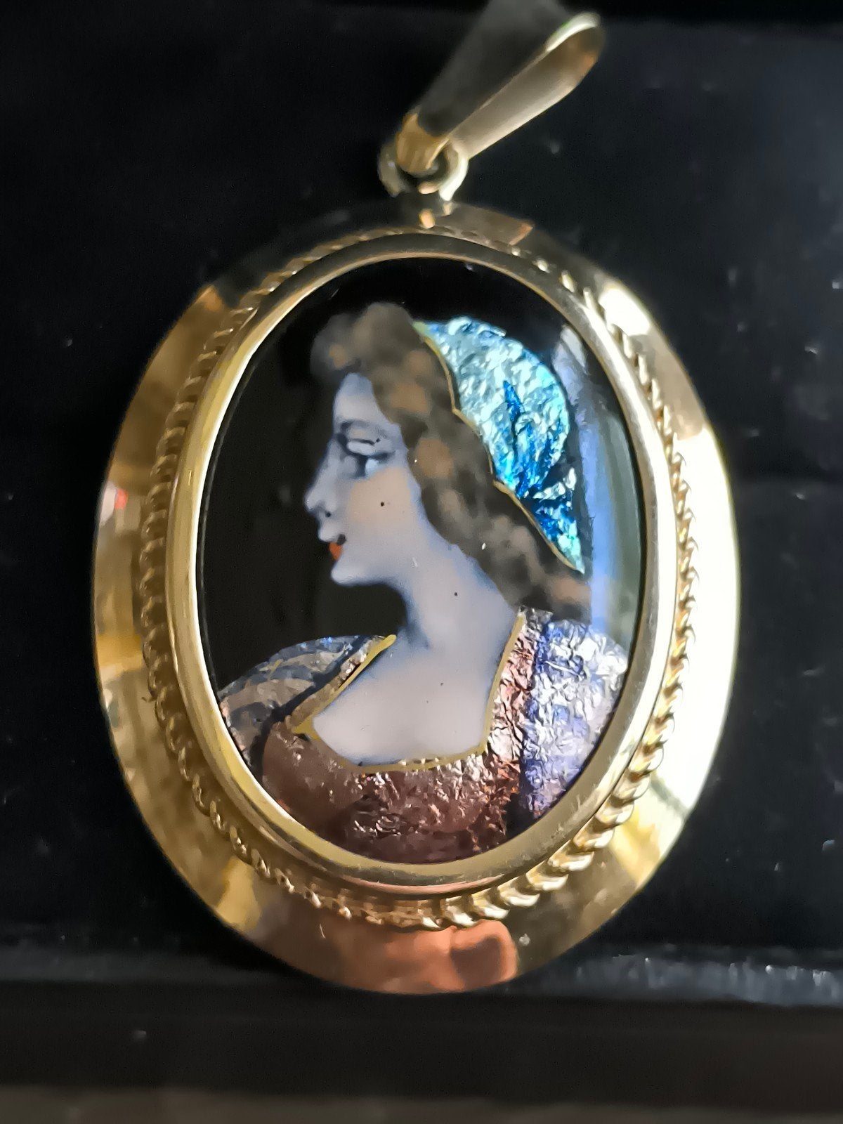 hanger emaille d'art 14 karaats goud, Antiek en Kunst, Ophalen of Verzenden, Goud