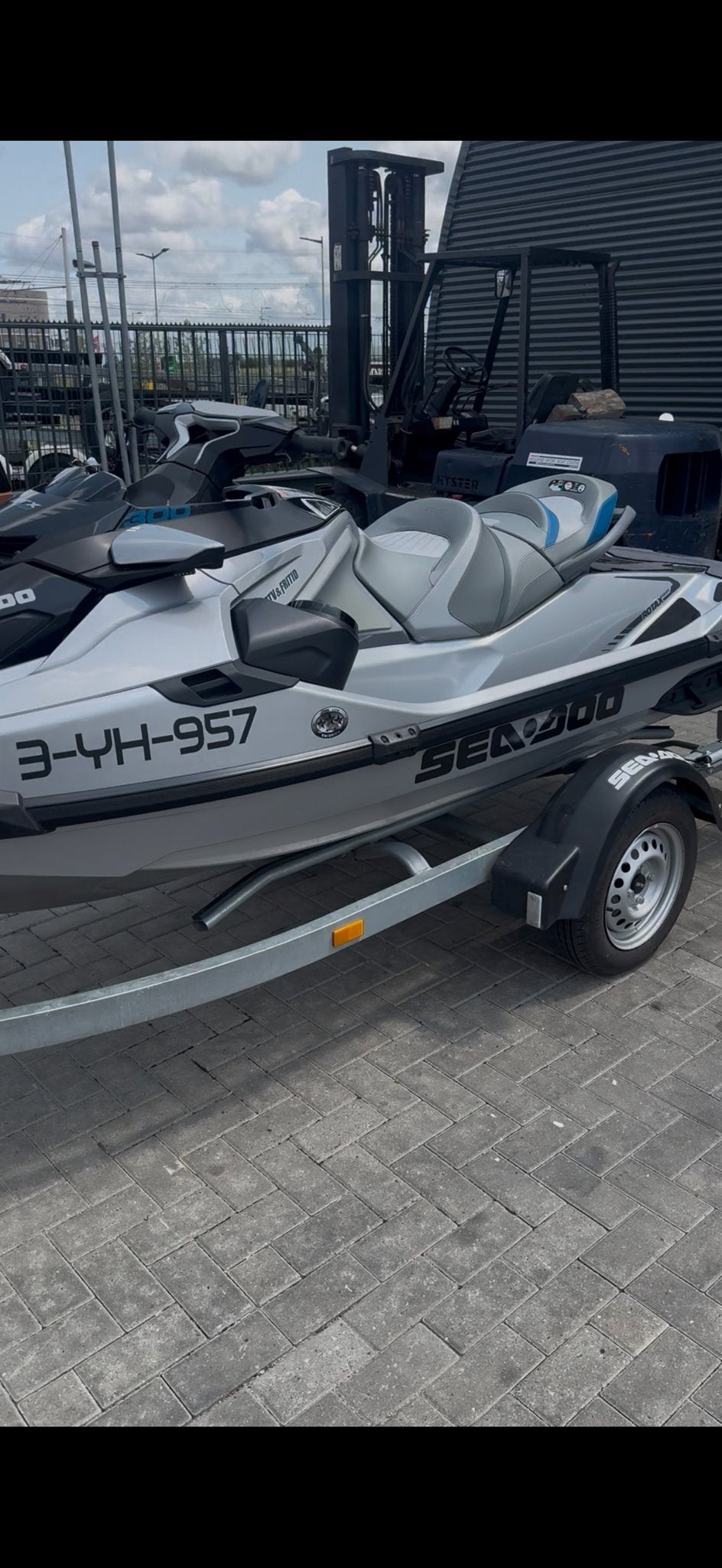 Sea-Doo GTX 300 Limited jetski met trailer, Ophalen, Zo goed als nieuw, Benzine, 200 pk of meer