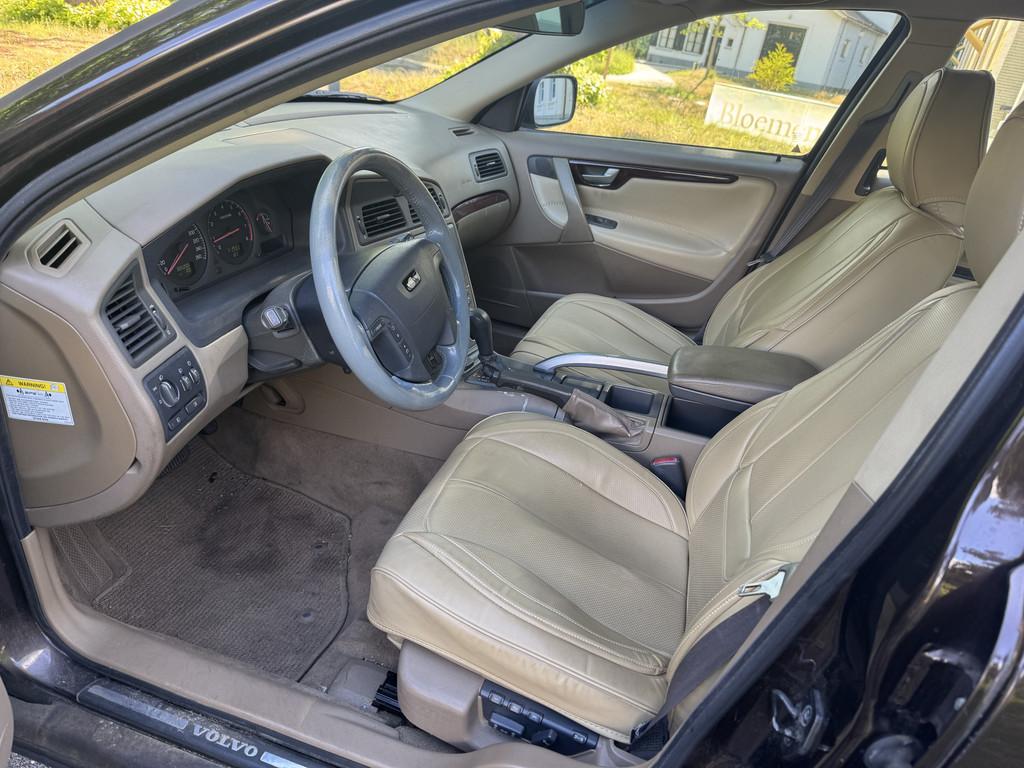 Volvo V70 Cross Country ( 2X! ) 2.4 T AUT, MOOI BRUIN METALL, Auto's, Oldtimers, Automaat, Bruin, Origineel Nederlands, 2435 cc