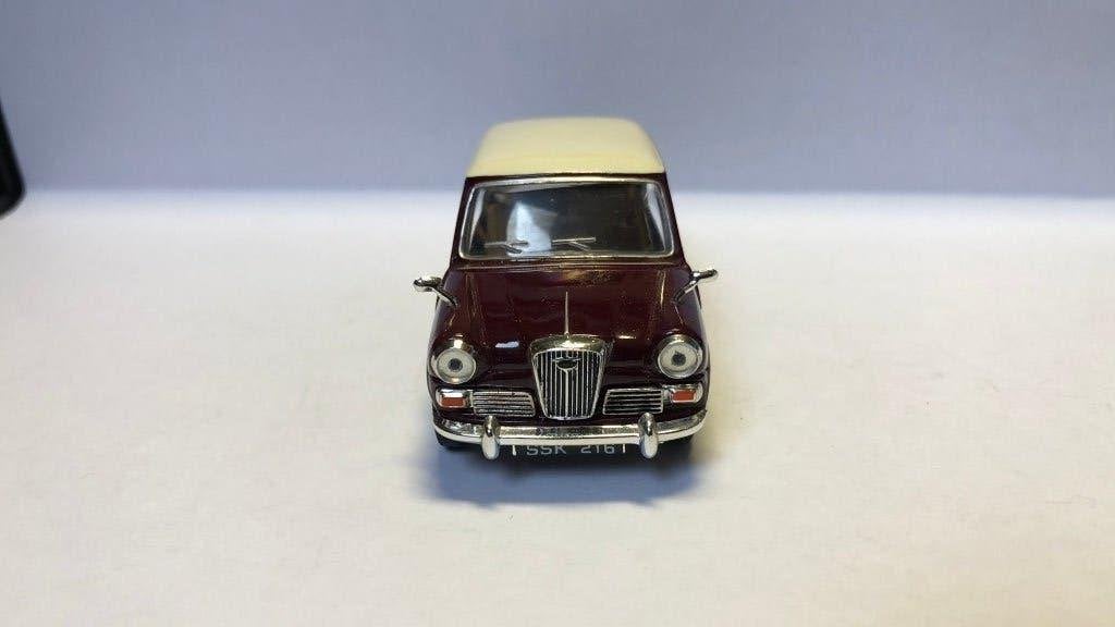 1962 Wolseley Hornet 1:43  Matchbox, Ophalen of Verzenden, Zo goed als nieuw, Auto, Matchbox