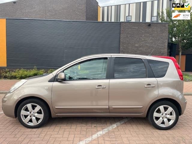 Nissan Note nieuwe APK, Voorwielaandrijving, Zwart, 4 cilinders, Bruin