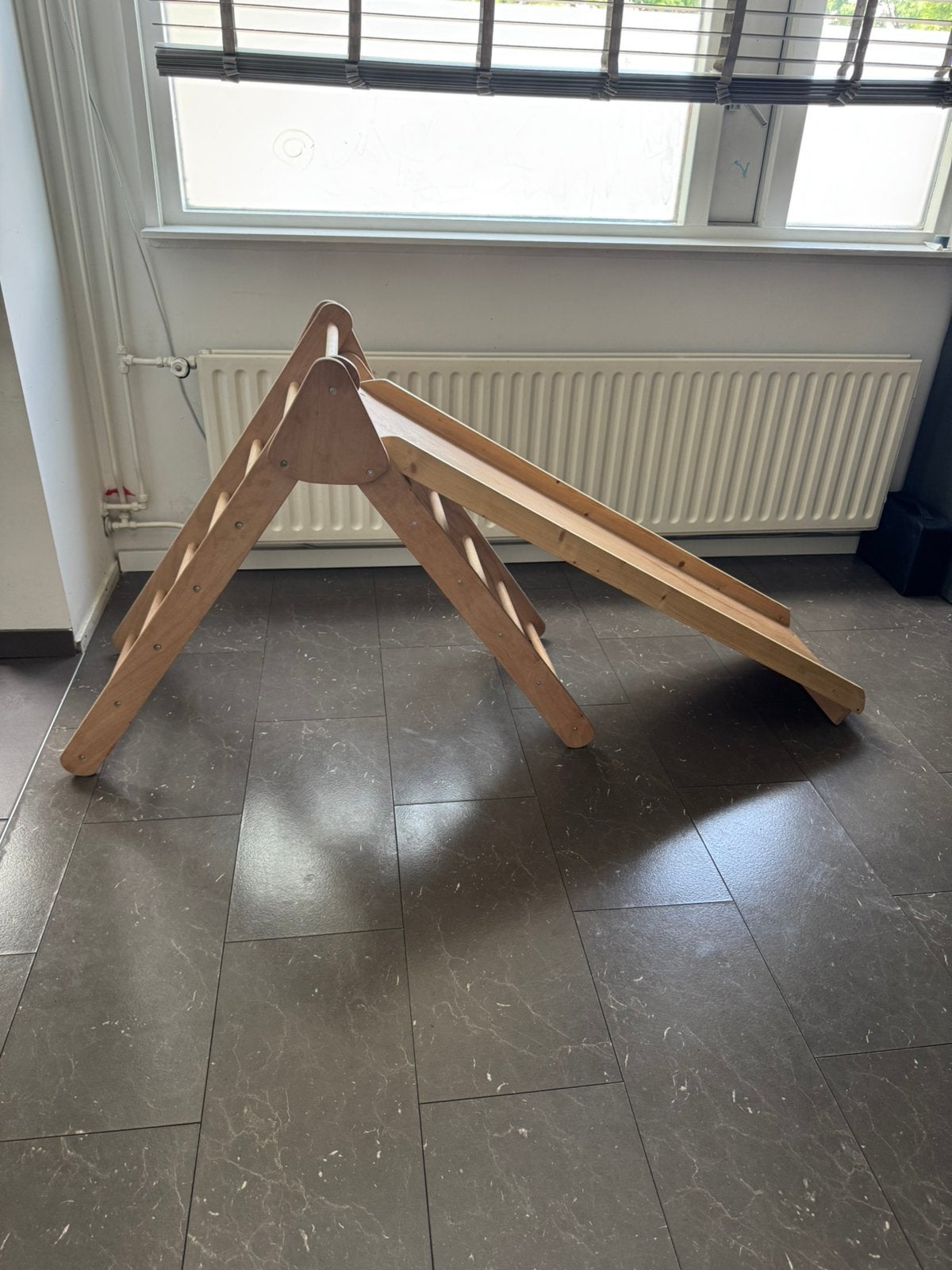 Pikler Driehoek met Glijbaan en Schommel/Wip, Ophalen of Verzenden, Zo goed als nieuw, Glijbaan