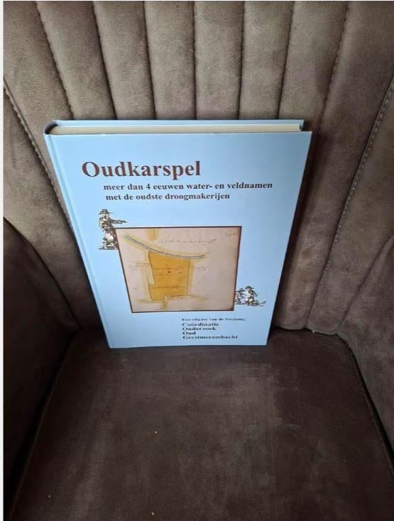 Oudkarspel - 4 eeuwen water- en veldnamen, Ophalen of Verzenden, Zo goed als nieuw