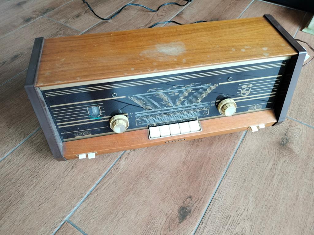 oude radio Philips B4X23A /74, Ophalen of Verzenden