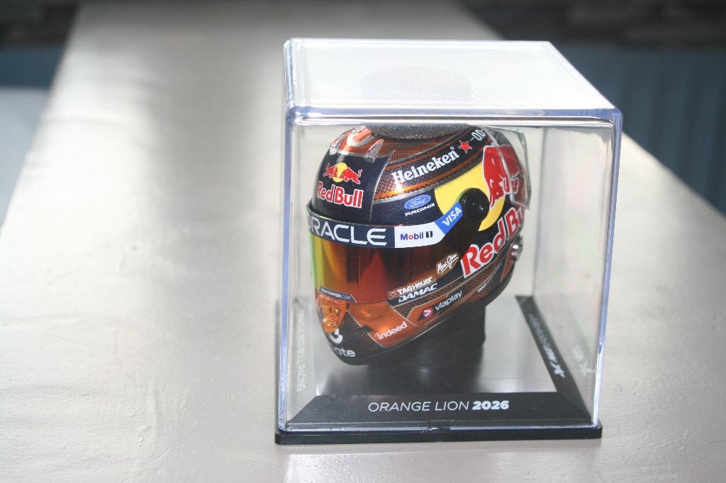 Max Verstappen Schaalhelm 1:4 - Orange Lion 2026, Verzamelen, Ophalen of Verzenden, Nieuw, Formule 1