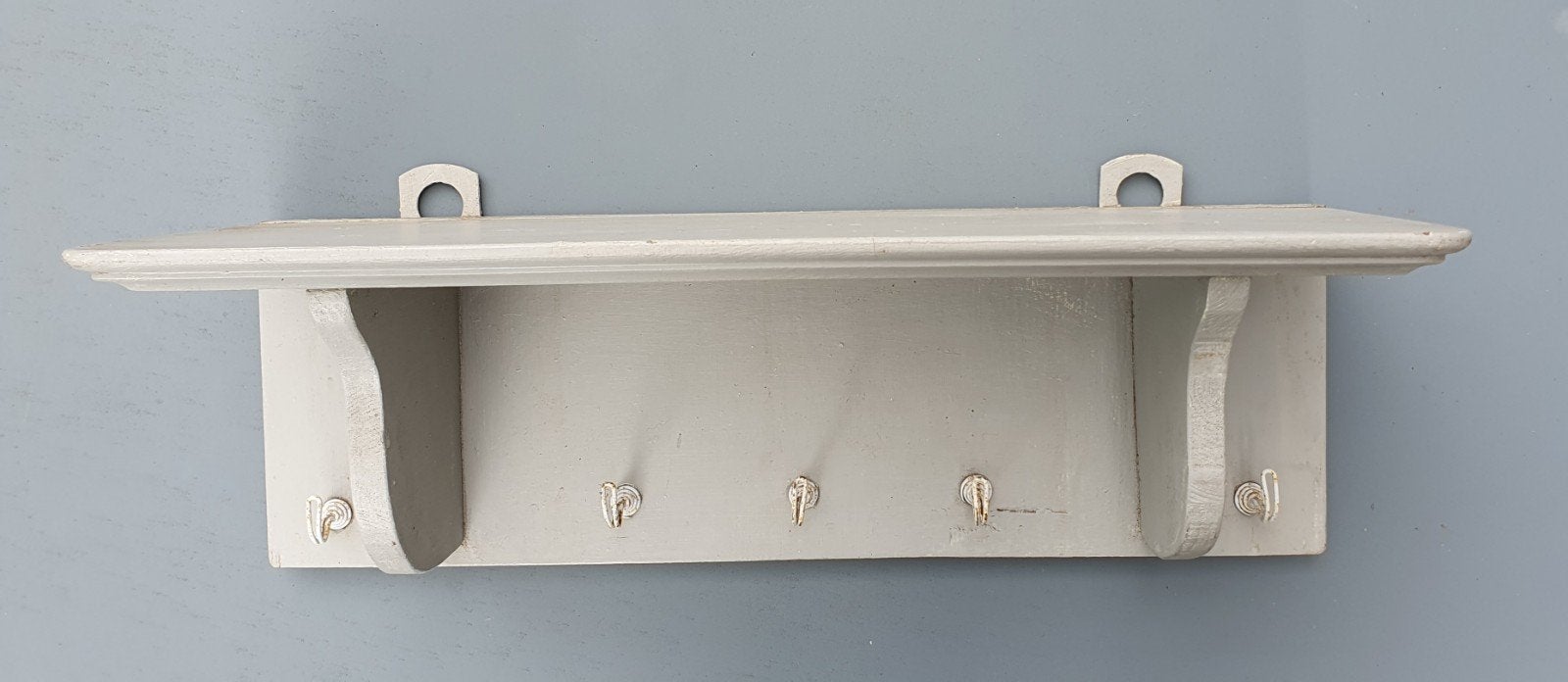 Brocante. Wandkapstok met plank en 5 haken, Gebruikt, Minder dan 100 cm, Hout, Ophalen