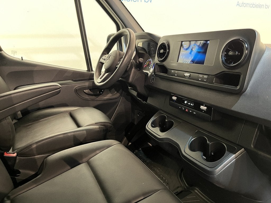 Mercedes-Benz Sprinter 315 CDI L2H2 RWD Automaat / Servicebu, Auto's, Automaat, Achterwielaandrijving, Gebruikt, 4 cilinders