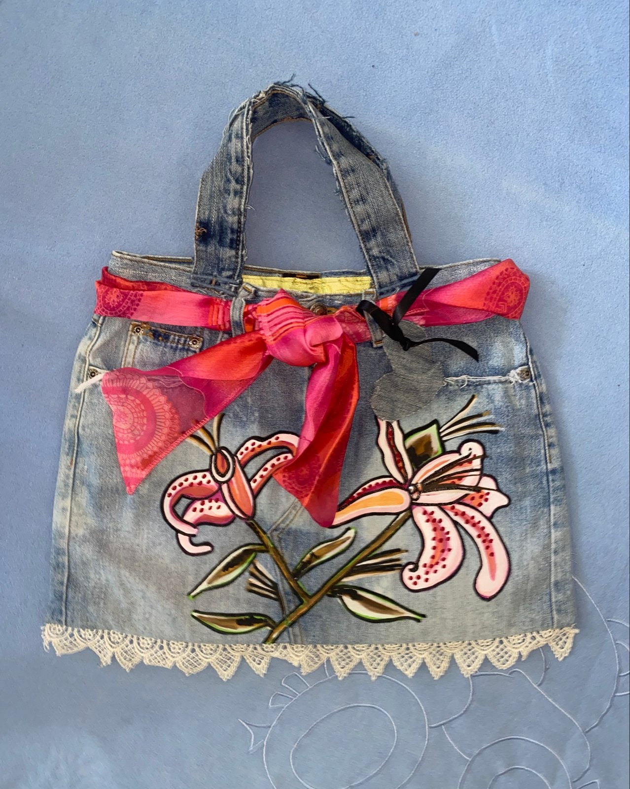 Unieke nieuwe handgemaakte denim tas met bloemenprint, Ophalen of Verzenden, Nieuw, Blauw, Handtas