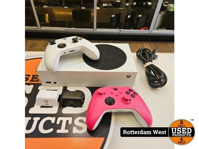 Xbox Series S 512GB + 2 Controllers