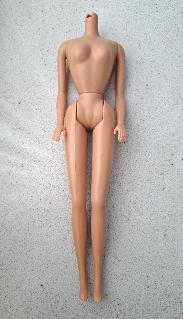 Origineel vintage Barbie-lichaam van Mattel, Verzamelen, Ophalen of Verzenden, Zo goed als nieuw, Pop