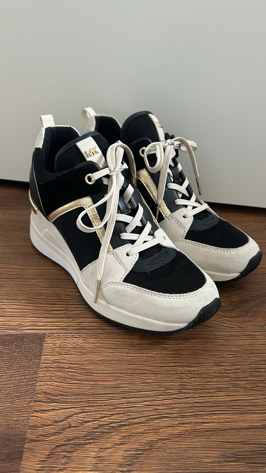 Michael Kors wedge sneaker in maat 38, Kleding | Dames, Zwart, Ophalen of Verzenden, Sneakers of Gympen, Zo goed als nieuw