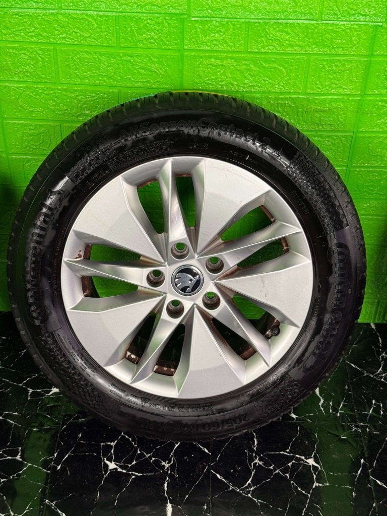 Originele Skoda Octavia velgen 16" 5x112 all-season 8mm!, Auto-onderdelen, Banden en Velgen, Niet ingevuld, Gebruikt, 16 inch