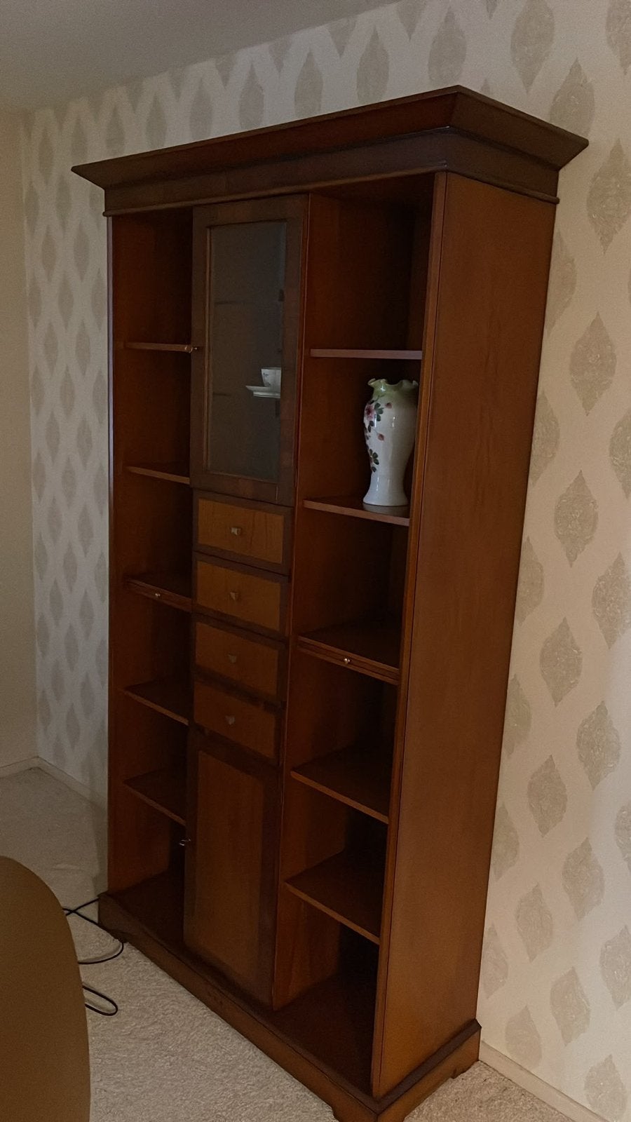 Mooie houten boekenkast met vitrine en lades, Ophalen, Gebruikt, 100 tot 150 cm, 200 cm of meer