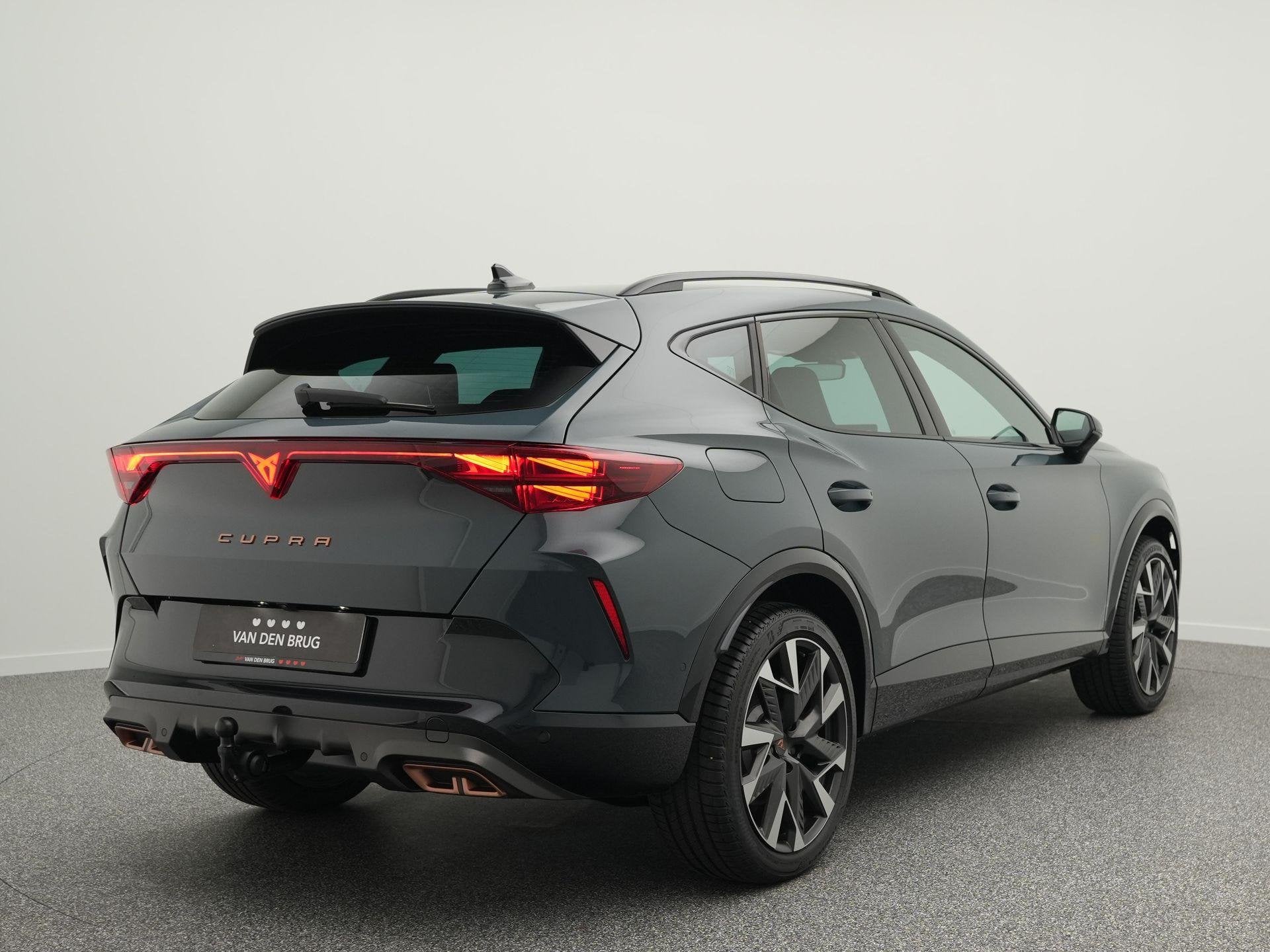 CUPRA Formentor 1.5 TSI e-Hybrid VZ Performance 272 PK | Tre, 1498 cc, 4 cilinders, Formentor, Alcantara