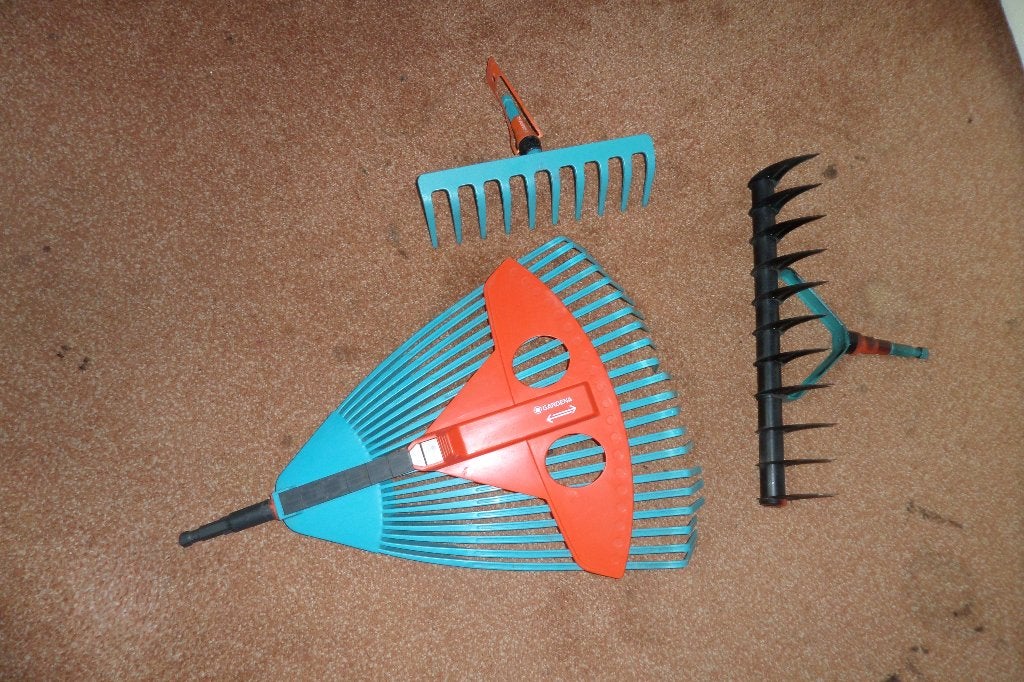 Gardena gereedschap Combisystem - 3 items - €45,=, Tuin en Terras, Hand-tuingereedschap, Ophalen, Zo goed als nieuw, Hark, Gardena