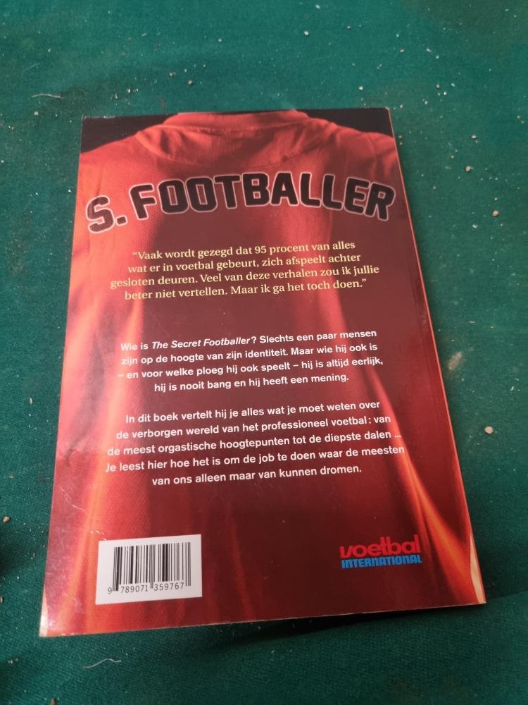 boek i am the secret footballer, Ophalen of Verzenden