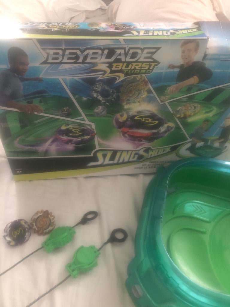 Beyblade Burst Turbo Slingshock Set met Stadion, Ophalen of Verzenden, Zo goed als nieuw
