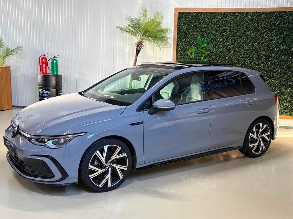 Volkswagen Golf 1.5 eTSI 3x R-Line|Pano|ACC|Carplay|Alarm|, Auto's, 4 cilinders, 150 pk, Bedrijf, Adaptive Cruise Control